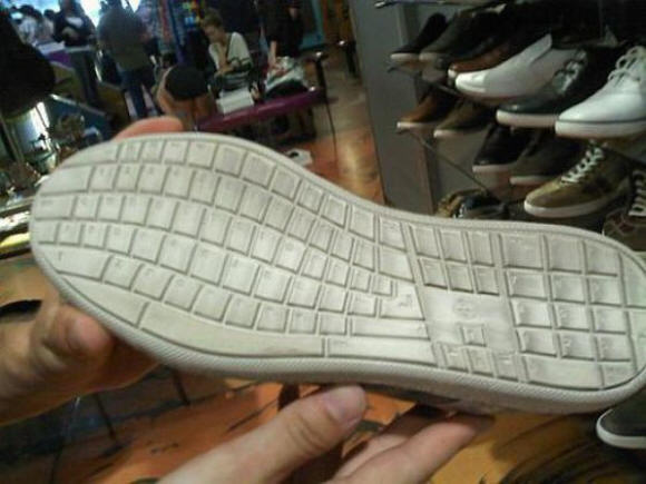 qwerty shoe